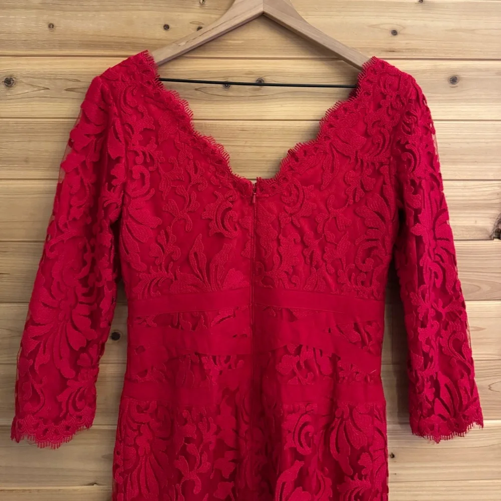 Tadashi Shoji 8 Lace Red Lace 3/4 Sleeve Sheath Dress Valentines Romantic - Picture 8 of 13